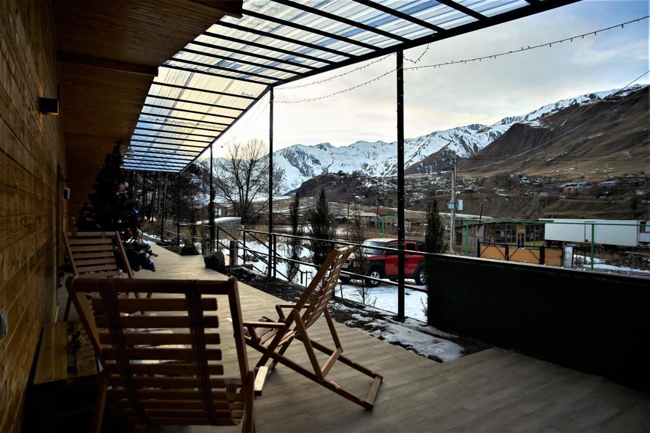 Hotel Tornisa Kazbegi ภายนอก รูปภาพ