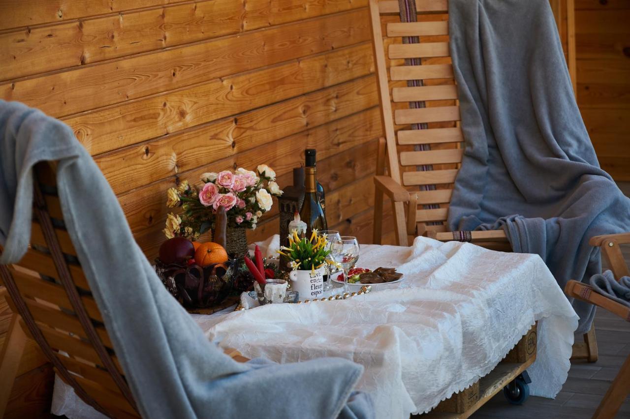Hotel Tornisa Kazbegi ภายนอก รูปภาพ