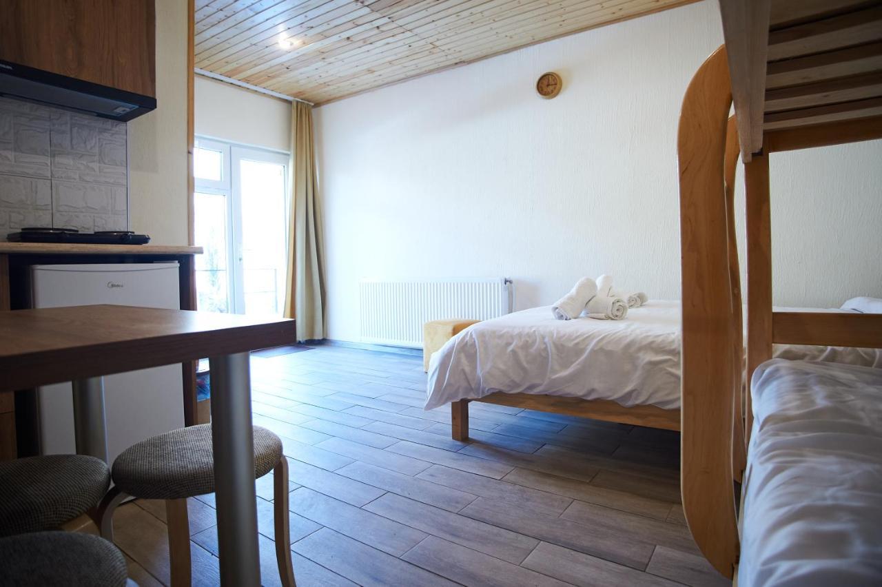 Hotel Tornisa Kazbegi ภายนอก รูปภาพ